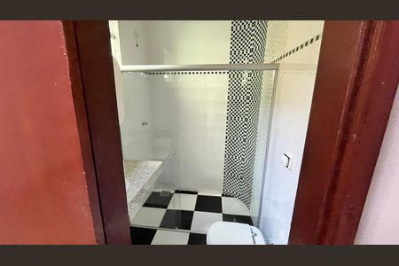 Casa para alugar com 215m², 4 quartos e 6 vagasBanheiro