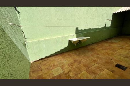 Casa para alugar com 215m², 4 quartos e 6 vagasÁrea externa