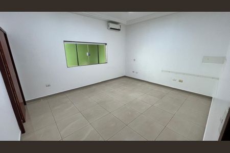 Casa para alugar com 215m², 4 quartos e 6 vagasQuarto