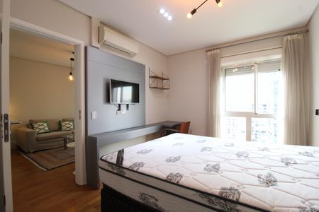 Quarto Suíte de apartamento à venda com 1 quarto, 61m² em Itaim Bibi, São Paulo
