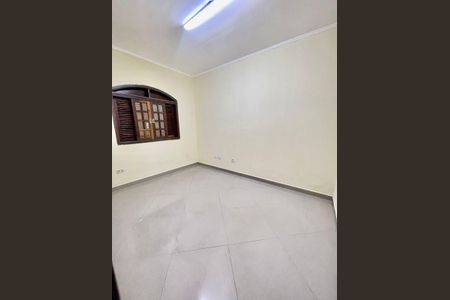 Casa para alugar com 3 quartos, 145m² em Jardim Sao Roberto, Guarulhos