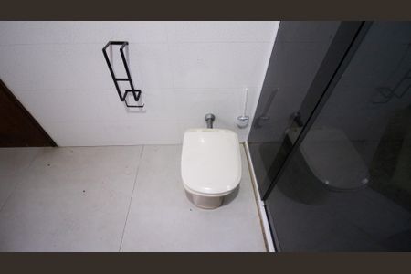 Casa para alugar com 140m², 4 quartos e 2 vagasBanheiro Social