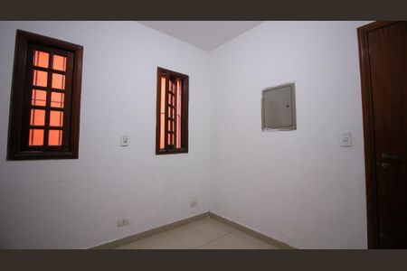 Casa para alugar com 140m², 4 quartos e 2 vagasQuarto 1