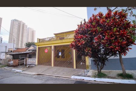 Casa para alugar com 140m², 4 quartos e 2 vagasFachada