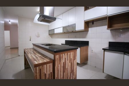 Casa para alugar com 140m², 4 quartos e 2 vagasCozinha