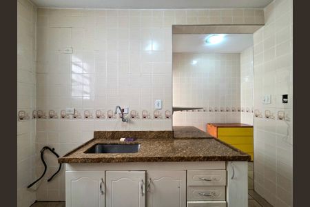 Apartamento à venda com 72m², 2 quartos e sem vaga Apartamento à venda com 72m², 2 quartos e sem vagaCozinha