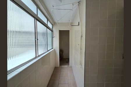 Apartamento à venda com 72m², 2 quartos e sem vaga Apartamento à venda com 72m², 2 quartos e sem vagaÁrea de Serviço