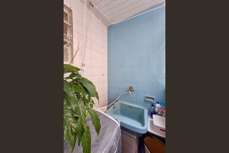 Apartamento à venda com 70m², 2 quartos e 1 vagaÁrea de Serviço