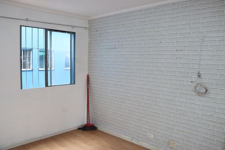 Sala de apartamento para alugar com 2 quartos, 54m² em Parque Pirajussara, Embu das Artes