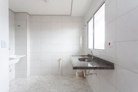 Apartamento para alugar com 35m², 2 quartos e 1 vaga Apartamento para alugar com 35m², 2 quartos e 1 vagaCozinha e Área de Serviço