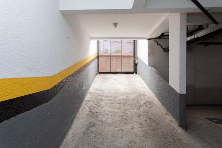 Apartamento para alugar com 35m², 2 quartos e 1 vaga Apartamento para alugar com 35m², 2 quartos e 1 vagaGaragem - Entrada