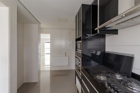 Apartamento para alugar com 240m², 3 quartos e 2 vagasCozinha