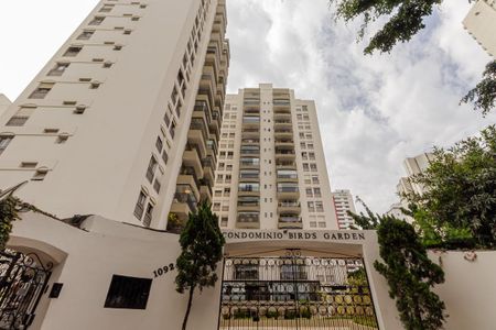 Apartamento para alugar com 240m², 3 quartos e 2 vagasFachada