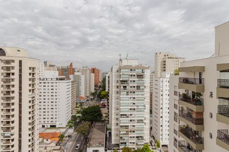 Apartamento para alugar com 240m², 3 quartos e 2 vagasSacada do Quarto 1