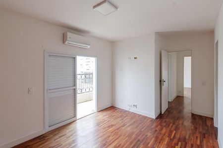 Apartamento para alugar com 240m², 3 quartos e 2 vagasSuíte 1