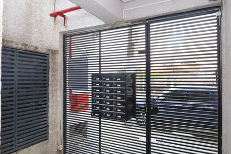 Apartamento para alugar com 38m², 2 quartos e sem vagaÁrea comum - Portão do prédio
