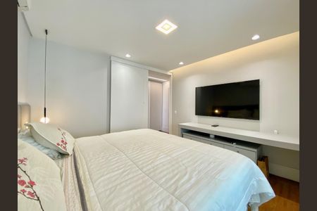 Apartamento à venda com 291m², 4 quartos e 4 vagasFoto 52