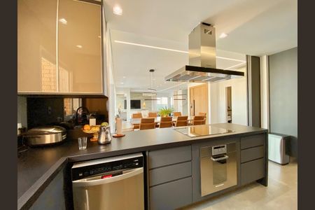 Apartamento à venda com 291m², 4 quartos e 4 vagasFoto 45