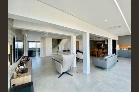 Apartamento à venda com 291m², 4 quartos e 4 vagasFoto 02