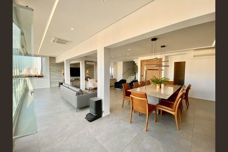 Apartamento à venda com 291m², 4 quartos e 4 vagasFoto 38