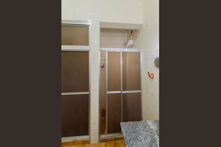 Casa à venda com 280m², 5 quartos e 5 vagasBanheiro 1