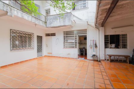 Casa à venda com 280m², 5 quartos e 5 vagasQuintal