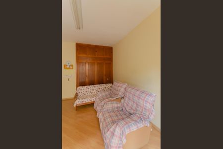 Casa à venda com 280m², 5 quartos e 5 vagasQuarto 2