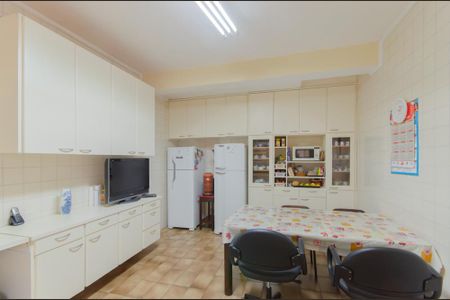 Casa à venda com 280m², 5 quartos e 5 vagasCozinha