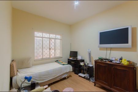 Casa à venda com 280m², 5 quartos e 5 vagasQuarto 3