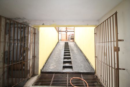 Casa à venda com 118m², 2 quartos e 3 vagasGaragem