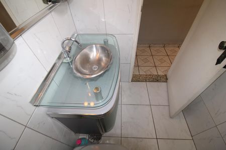 Casa à venda com 118m², 2 quartos e 3 vagasBanheiro