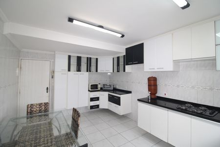 Casa à venda com 118m², 2 quartos e 3 vagasCozinha