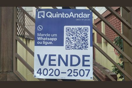 Casa à venda com 118m², 2 quartos e 3 vagasFachada
