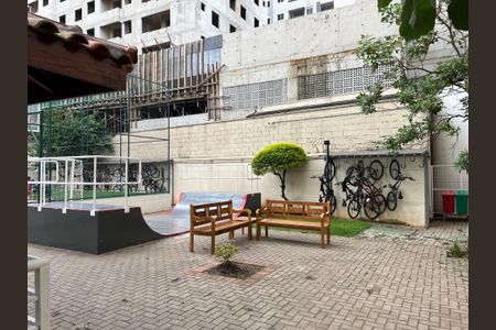 Apartamento para alugar com 65m², 1 quarto e 2 vagasÁrea comum - Playground