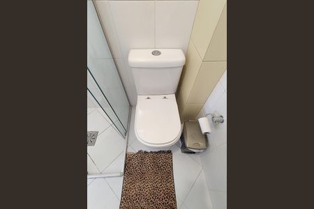 Apartamento à venda com 67m², 2 quartos e 1 vaga Apartamento à venda com 67m², 2 quartos e 1 vagaBanheiro