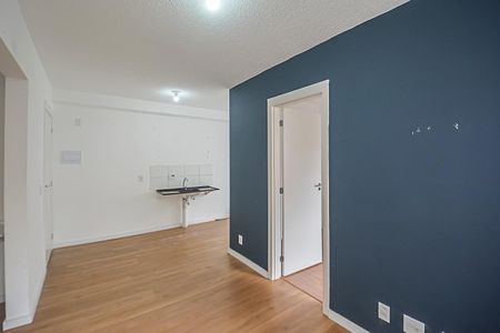 Sala de apartamento para alugar com 2 quartos, 38m² em Parque Bristol, São Bernardo do Campo