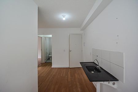 Apartamento para alugar com 38m², 2 quartos e sem vaga Apartamento para alugar com 38m², 2 quartos e sem vagaCozinha e Área de Serviço