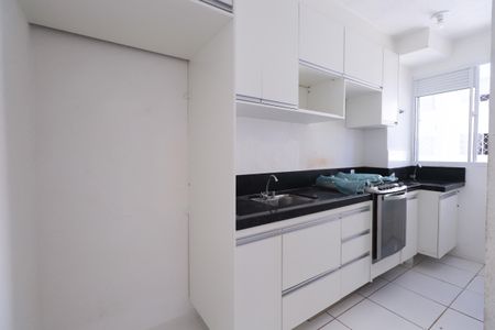 Apartamento à venda com 42m², 2 quartos e sem vaga Apartamento à venda com 42m², 2 quartos e sem vagaCozinha e Área de serviço