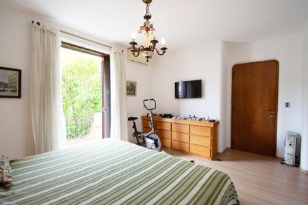 Casa para alugar com 630m², 6 quartos e 5 vagasSuíte 5