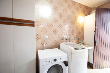 Casa para alugar com 630m², 6 quartos e 5 vagasÁrea de Serviço