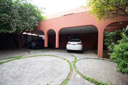 Casa para alugar com 630m², 6 quartos e 5 vagasÁrea comum
