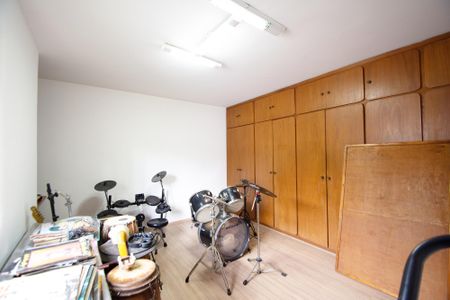 Casa para alugar com 630m², 6 quartos e 5 vagasQuarto 1