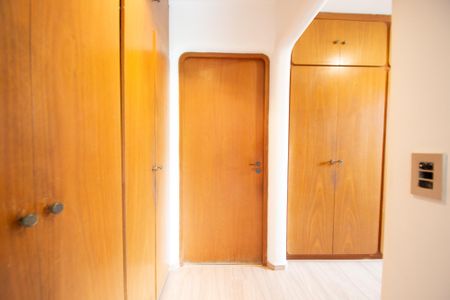 Casa para alugar com 630m², 6 quartos e 5 vagasCloset Suíte 5