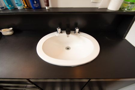 Casa para alugar com 630m², 6 quartos e 5 vagasBanheiro Semi suíte 1 e 2