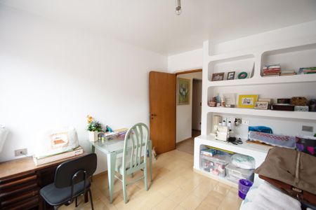 Casa para alugar com 630m², 6 quartos e 5 vagasSemi suíte 1