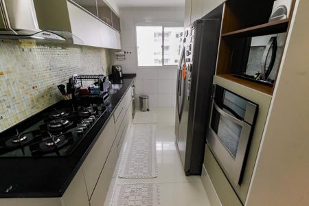 Apartamento à venda com 168m², 3 quartos e 3 vagasCozinha - Armários