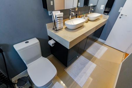 Apartamento à venda com 168m², 3 quartos e 3 vagas Apartamento à venda com 168m², 3 quartos e 3 vagasSuíte 3