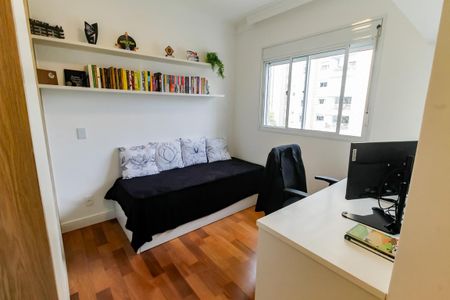 Apartamento à venda com 168m², 3 quartos e 3 vagas Apartamento à venda com 168m², 3 quartos e 3 vagasSuíte 1