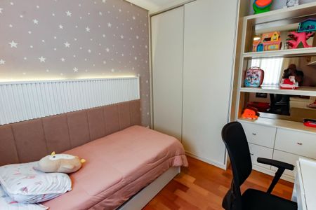 Apartamento à venda com 168m², 3 quartos e 3 vagas Apartamento à venda com 168m², 3 quartos e 3 vagasSuíte 2 - armários