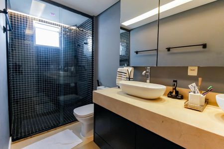 Apartamento à venda com 168m², 3 quartos e 3 vagas Apartamento à venda com 168m², 3 quartos e 3 vagasSuíte 3